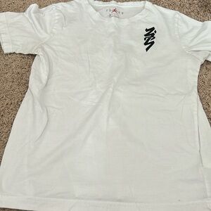 Like New YL white Jordan Zion Williamson Shirt